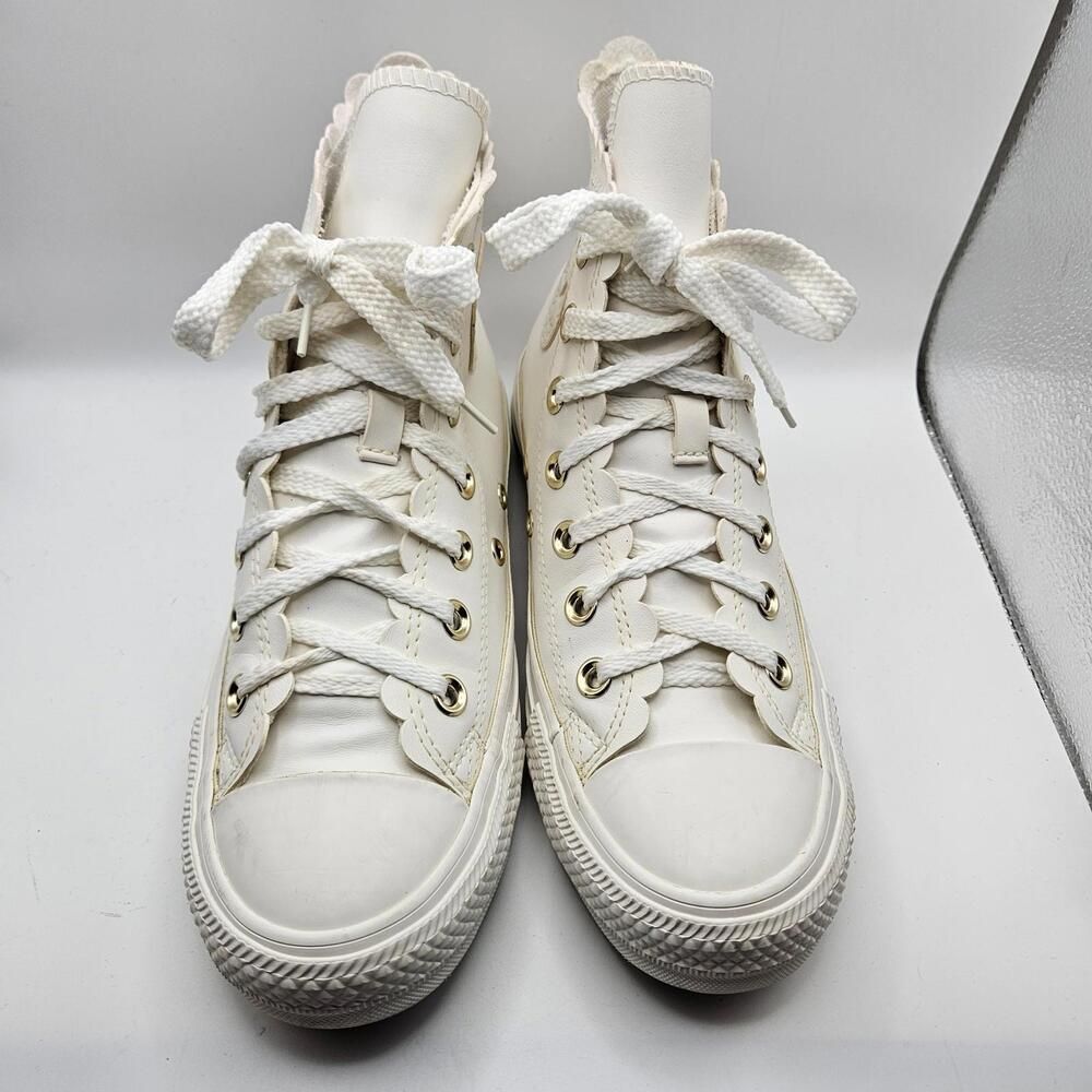 Converse Chuck Taylor All Star Womens White Scallop High Top A03718C Size 7 READ